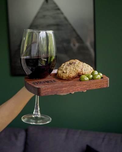 Celebrate | Copa personalizada + Tabla de madera