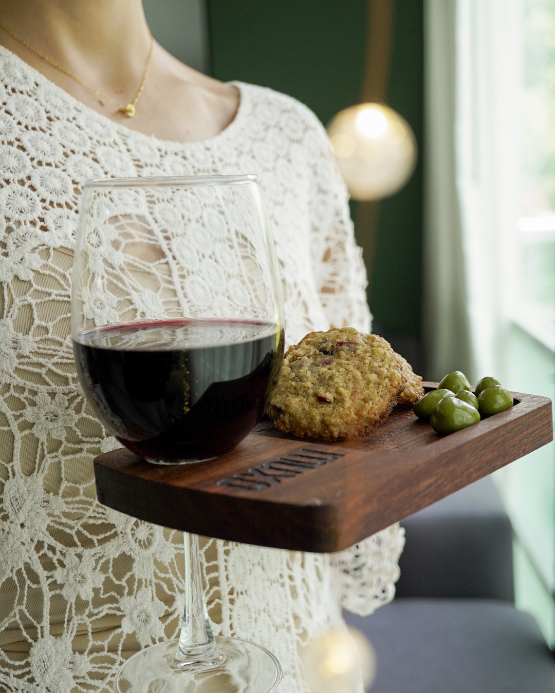 Celebrate | Copa personalizada + Tabla de madera