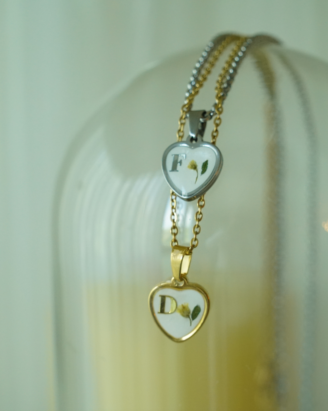 Collar de Corazón Inicial Dorado