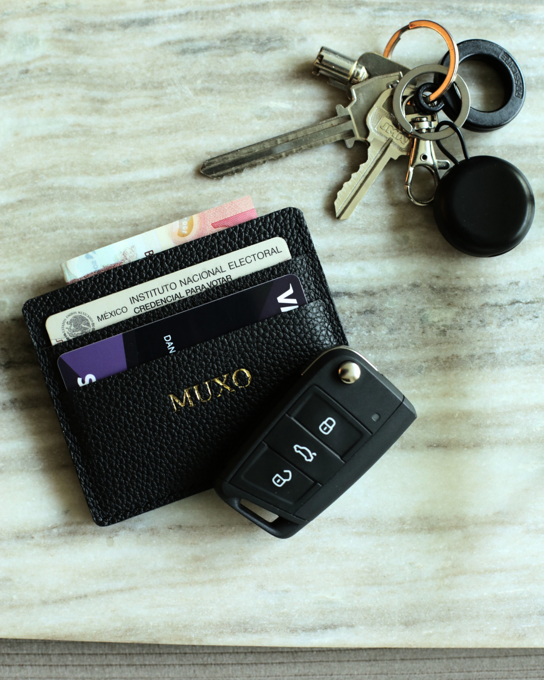 Tarjetero de Piel con Iniciales